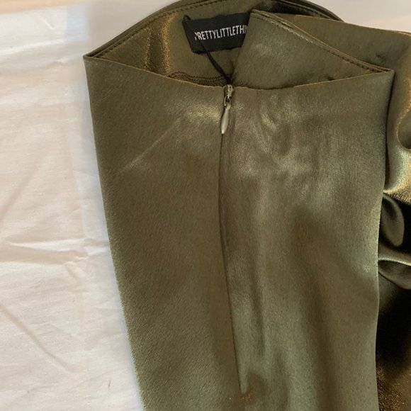 NWT PrettyLittleThing Khaiki Satin Ruched Side Split Leg Maxi Size 4 - Picture 4 of 14